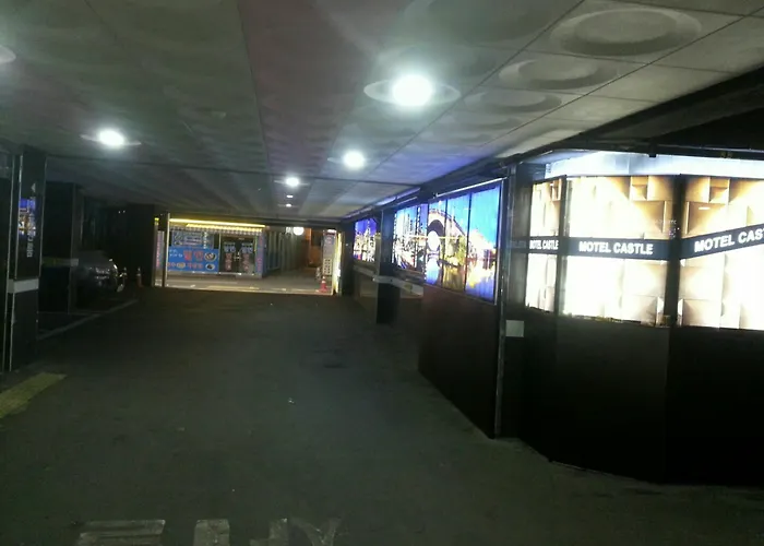Castle 2*